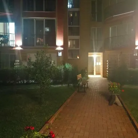 Sunny View Central Apartment